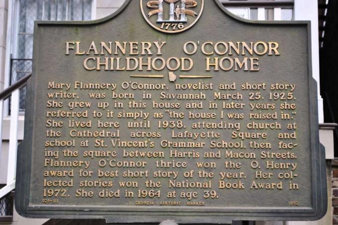 फ्लेनरी ओ'कॉनर के बचपन के घर पर पट्टिका