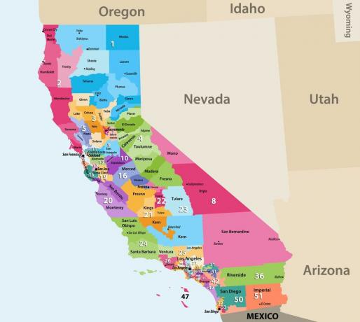 कैलिफोर्निया के 53 अमेरिकी कांग्रेस के जिलों का नक्शा।